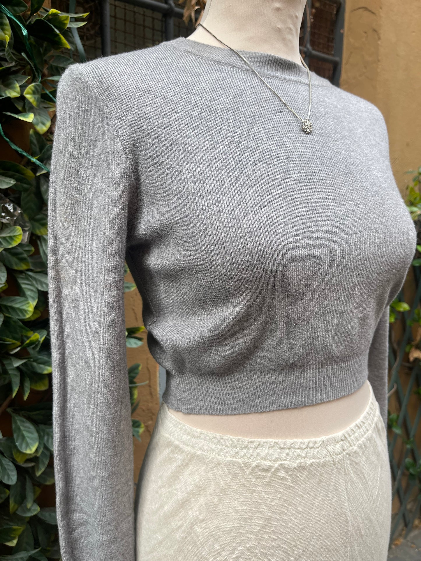 Cropped sweater top